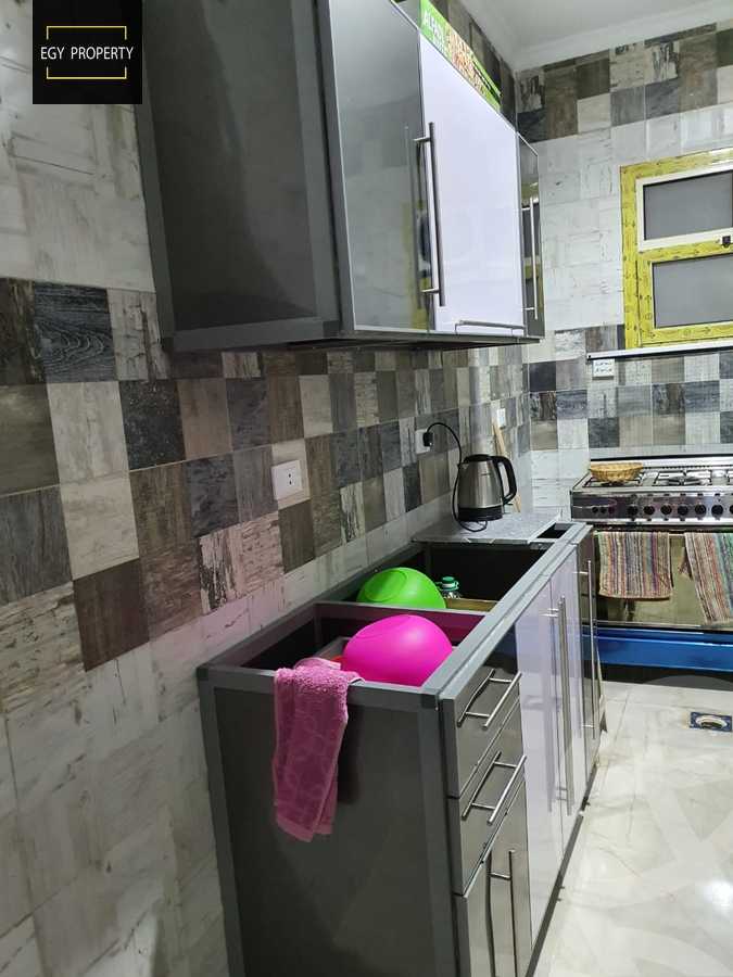 https://aqarmap.com.eg/en/listing/5570707-for-sale-cairo-6th-of-october-el-ahyaa-neighborhood-3rd-al-hay-al-thalith-st