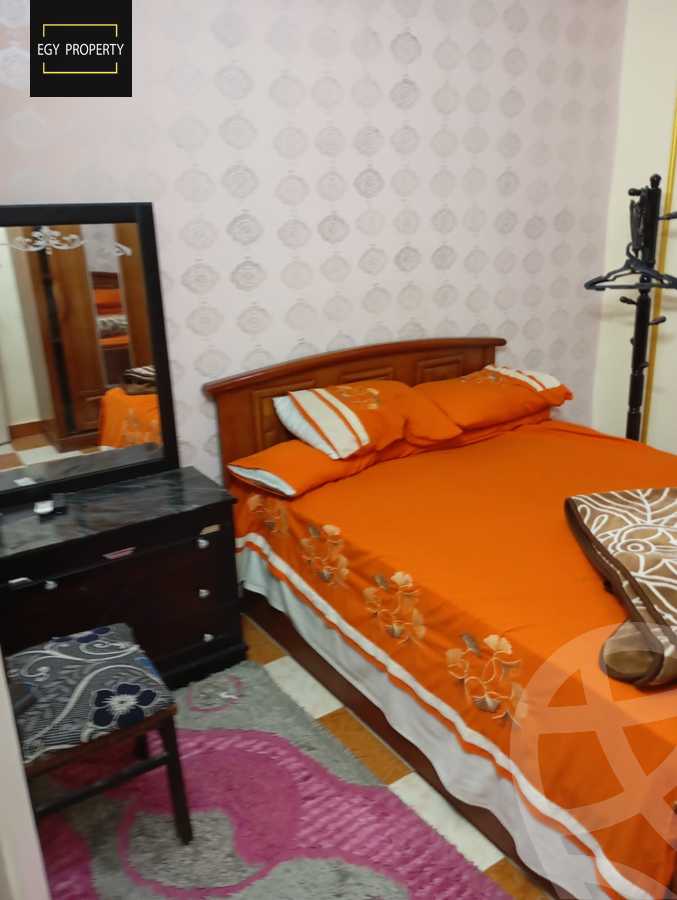 https://aqarmap.com.eg/en/listing/5570898-for-sale-cairo-6th-of-october-el-ahyaa-neighborhood-7th-el-higaz-st