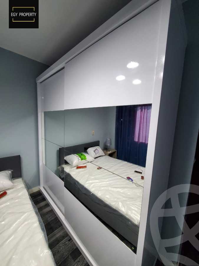 https://aqarmap.com.eg/en/listing/5579064-for-sale-cairo-el-sheikh-zayed-city-compounds-el-mostaqbal-city