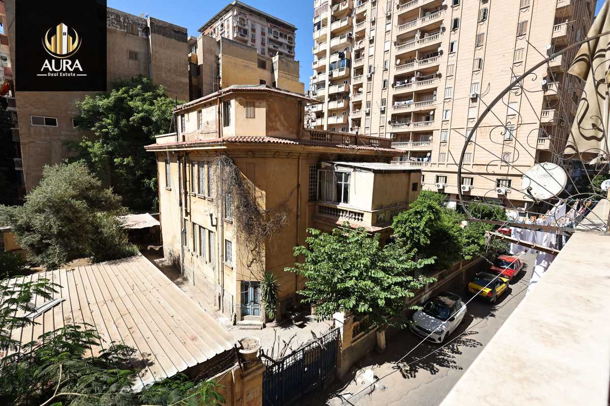 https://aqarmap.com.eg/en/listing/5039726-for-sale-alexandria-kafr-abdo-kafr-abdou-st