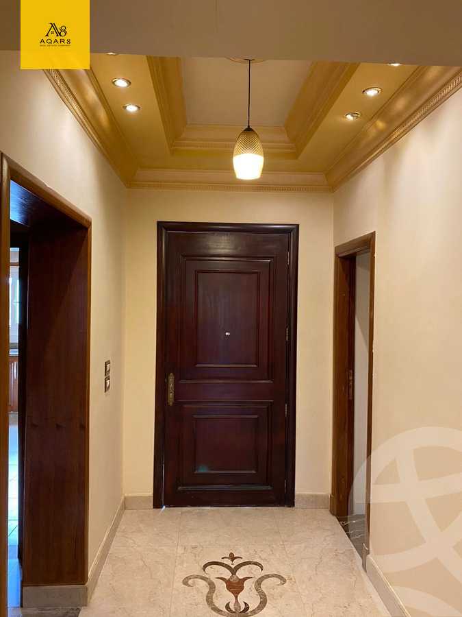 https://aqarmap.com.eg/en/listing/4966857-for-rent-cairo-el-sheikh-zayed-city-compounds-royal-meadows