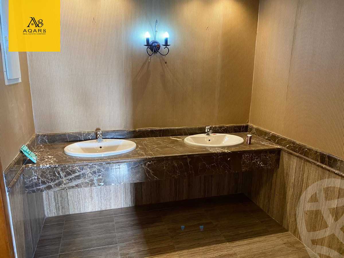 https://aqarmap.com.eg/en/listing/4966857-for-rent-cairo-el-sheikh-zayed-city-compounds-royal-meadows