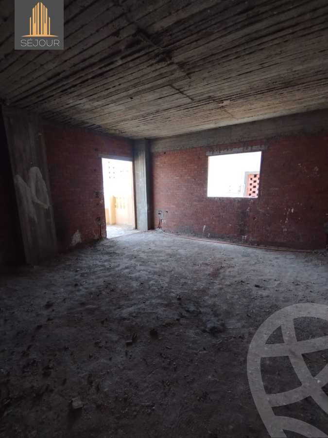 https://aqarmap.com.eg/ar/listing/4206042-for-sale-cairo-6th-of-october-el-tawsaat-el-shamalya-lhy-300