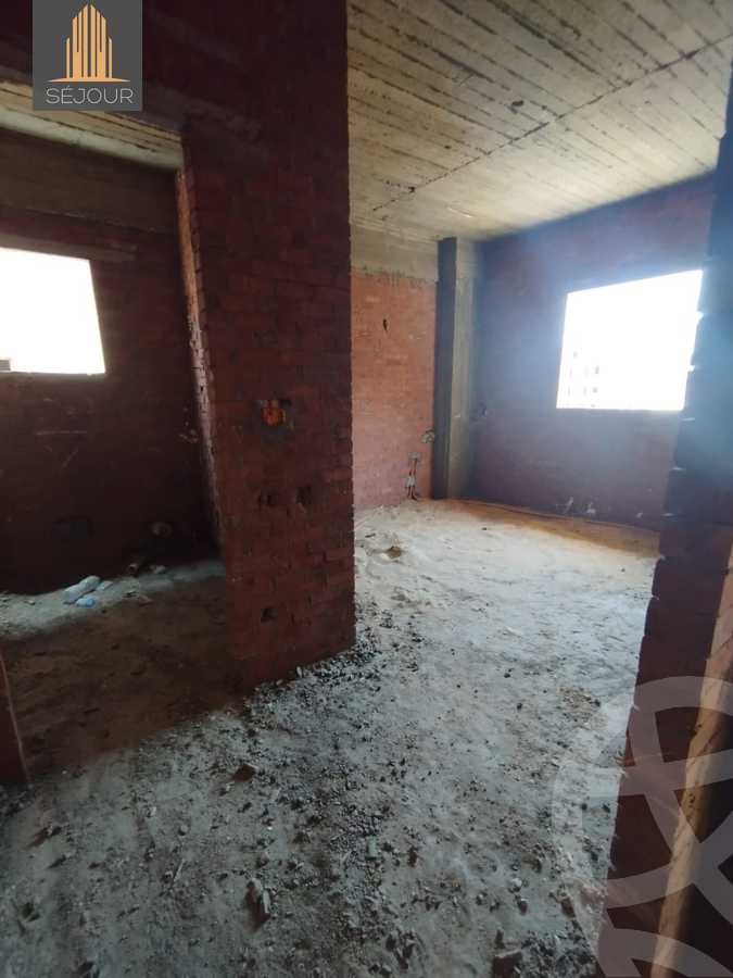 https://aqarmap.com.eg/ar/listing/4206042-for-sale-cairo-6th-of-october-el-tawsaat-el-shamalya-lhy-300
