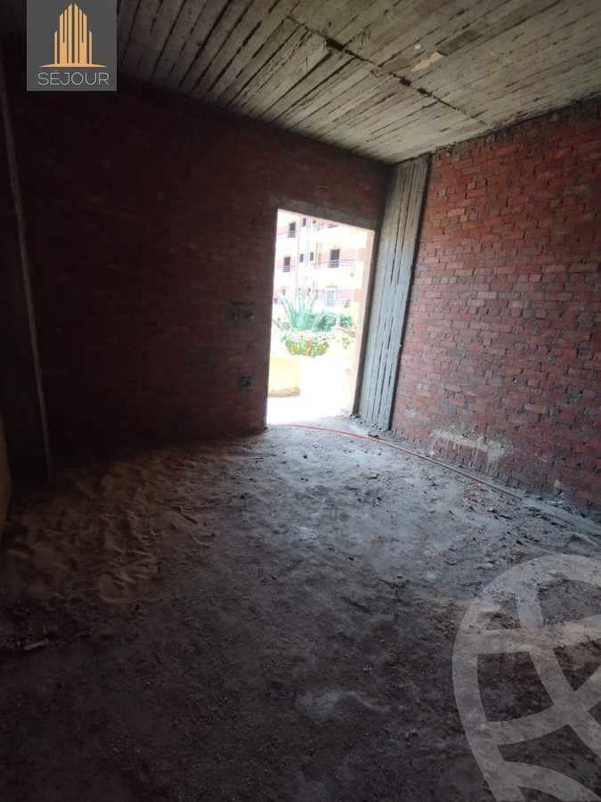 https://aqarmap.com.eg/ar/listing/4206042-for-sale-cairo-6th-of-october-el-tawsaat-el-shamalya-lhy-300