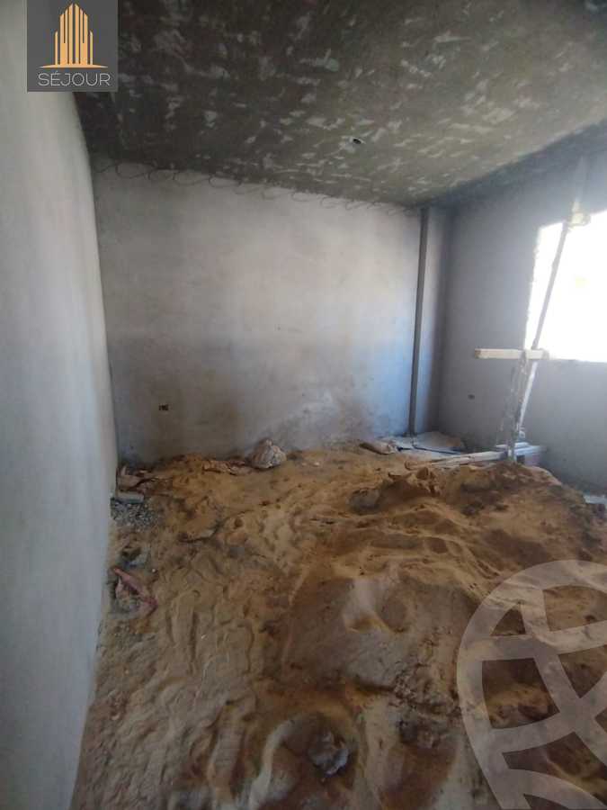https://aqarmap.com.eg/ar/listing/4213698-for-sale-cairo-6th-of-october-el-tawsaat-el-shamalya-hy-2000-qt