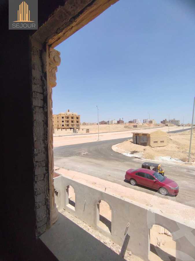 https://aqarmap.com.eg/ar/listing/4213698-for-sale-cairo-6th-of-october-el-tawsaat-el-shamalya-hy-2000-qt