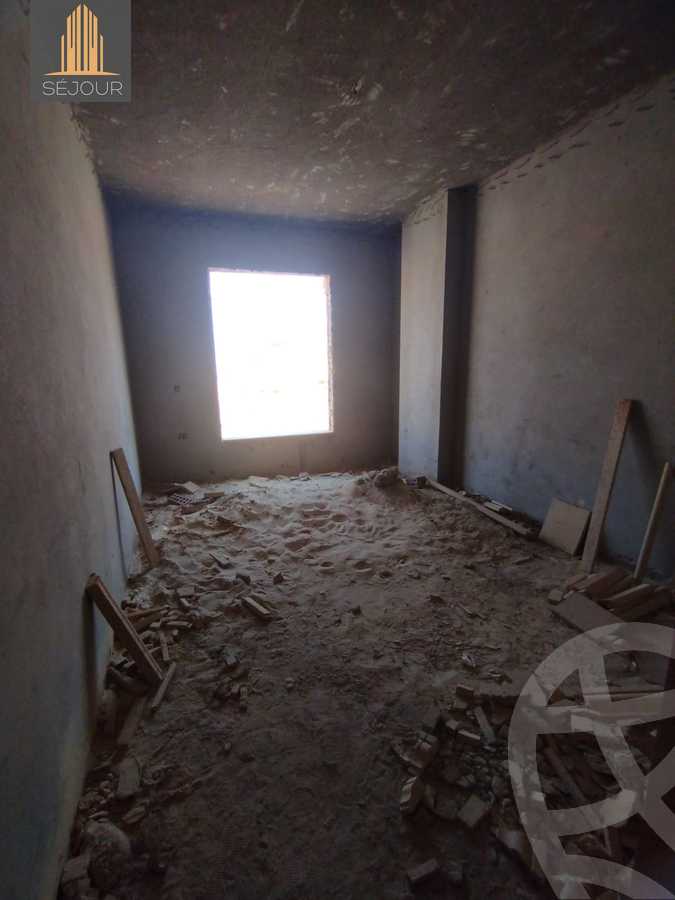 https://aqarmap.com.eg/ar/listing/4213698-for-sale-cairo-6th-of-october-el-tawsaat-el-shamalya-hy-2000-qt