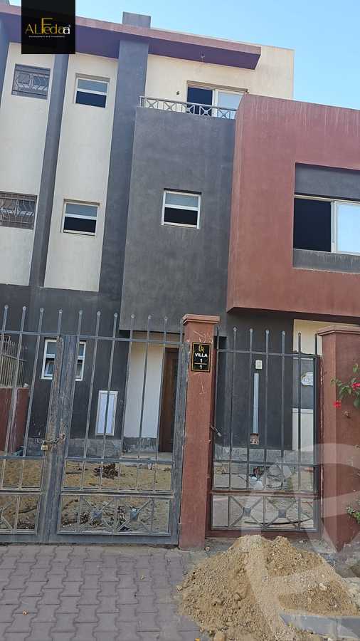 https://aqarmap.com.eg/ar/listing/5900075-for-sale-cairo-el-sheikh-zayed-city-compounds-continental-residence