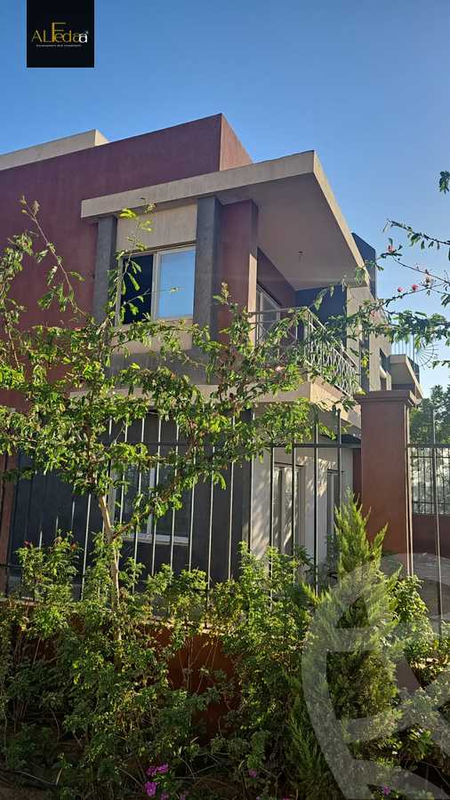https://aqarmap.com.eg/ar/listing/5900075-for-sale-cairo-el-sheikh-zayed-city-compounds-continental-residence