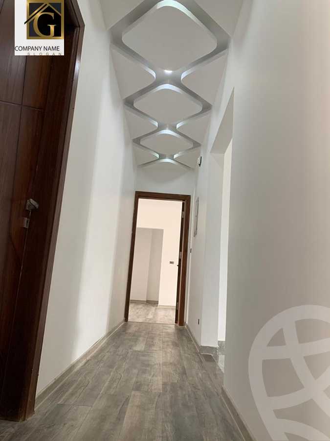 https://aqarmap.com.eg/ar/listing/4052060-for-sale-cairo-el-sheikh-zayed-city-compounds-in-sheikh-zayed-beverly-hills