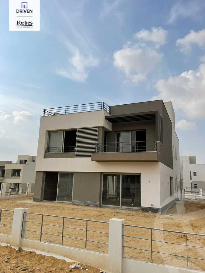 https://aqarmap.com.eg/ar/listing/4839812-for-sale-cairo-new-cairo-compounds-white-residence-upwyde