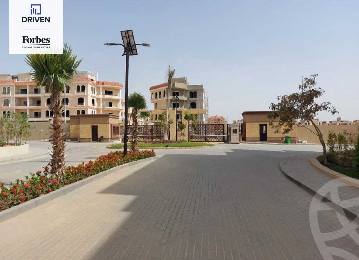 https://aqarmap.com.eg/ar/listing/5020285-for-sale-cairo-el-sheikh-zayed-city-lshykh-zyd-ljdyd-zayed-greens-4-compound-location