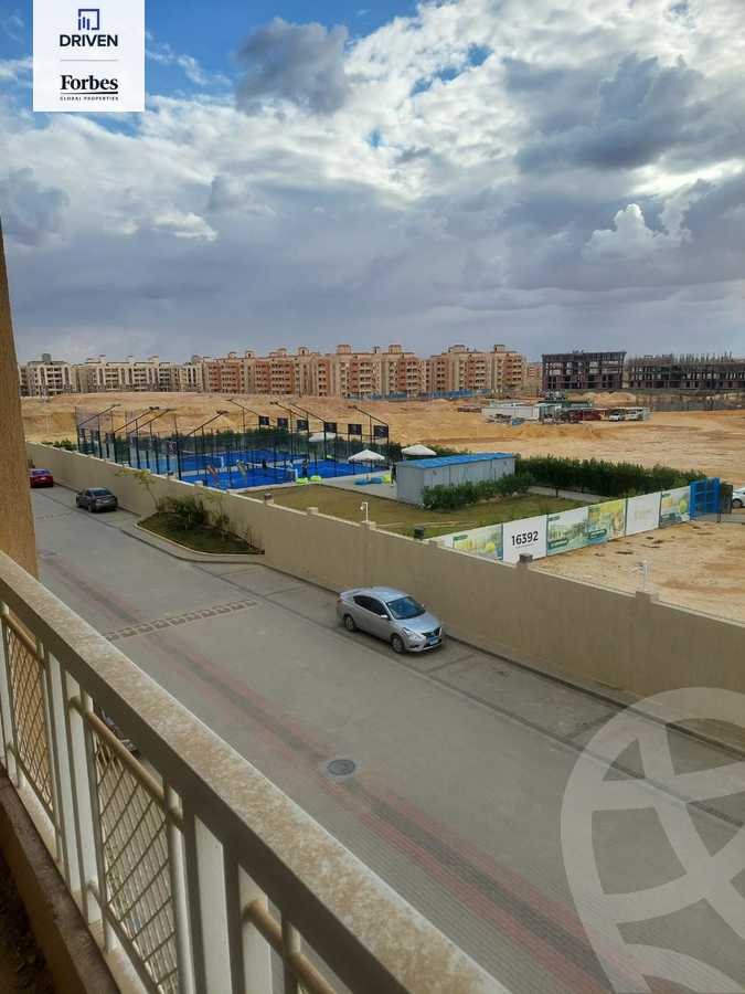 https://aqarmap.com.eg/en/listing/5020285-for-sale-cairo-el-sheikh-zayed-city-lshykh-zyd-ljdyd-zayed-greens-4-compound-location