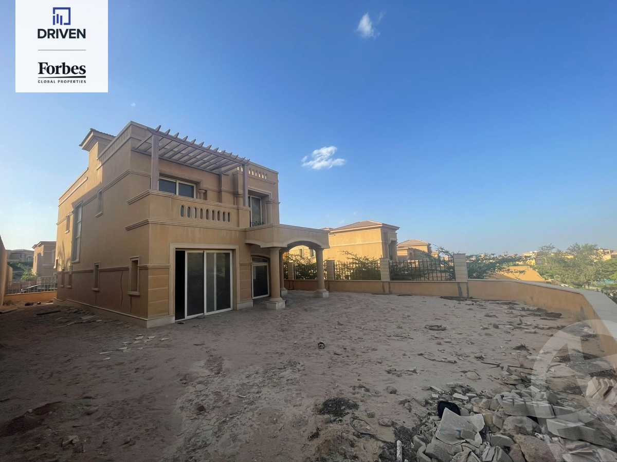 https://aqarmap.com.eg/en/listing/5239160-for-sale-cairo-el-sheikh-zayed-city-compounds-royal-meadows