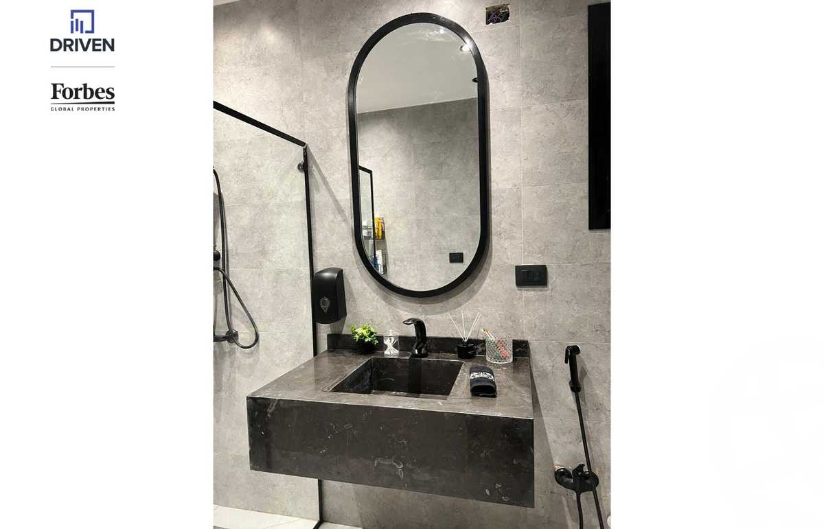 https://aqarmap.com.eg/en/listing/5256293-for-sale-cairo-el-sheikh-zayed-city-compounds-hadayek-el-mohandiseen