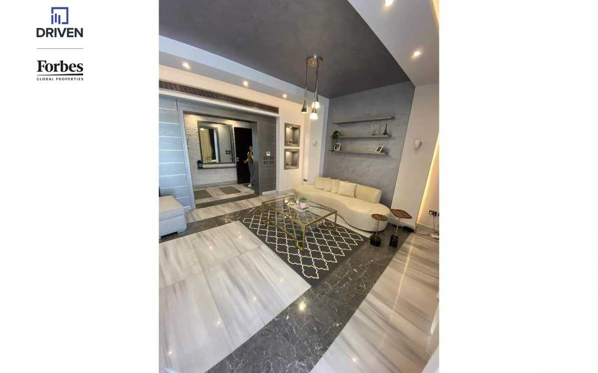 https://aqarmap.com.eg/ar/listing/5309645-for-sale-cairo-el-sheikh-zayed-city-compounds-kmbwnd-ljry-swdyk