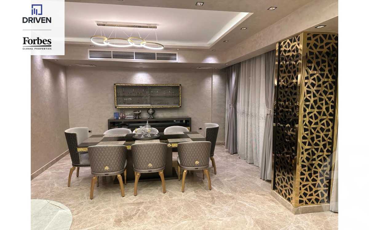 https://aqarmap.com.eg/en/listing/5313010-for-sale-cairo-el-sheikh-zayed-city-compounds-royal-city