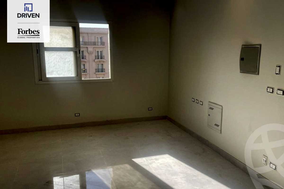 https://aqarmap.com.eg/en/listing/5325900-for-sale-cairo-new-cairo-compounds-hyde-park-centre-ville-hyde-park