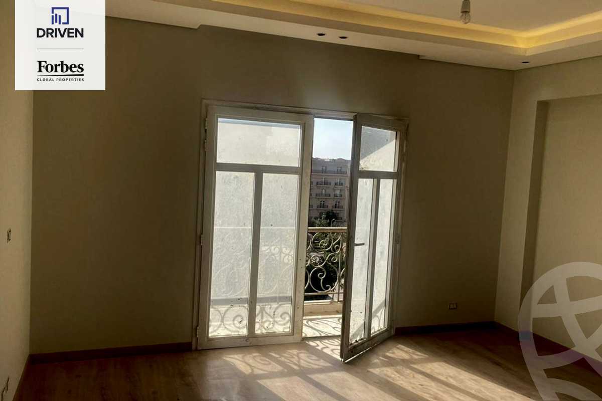 https://aqarmap.com.eg/en/listing/5325900-for-sale-cairo-new-cairo-compounds-hyde-park-centre-ville-hyde-park