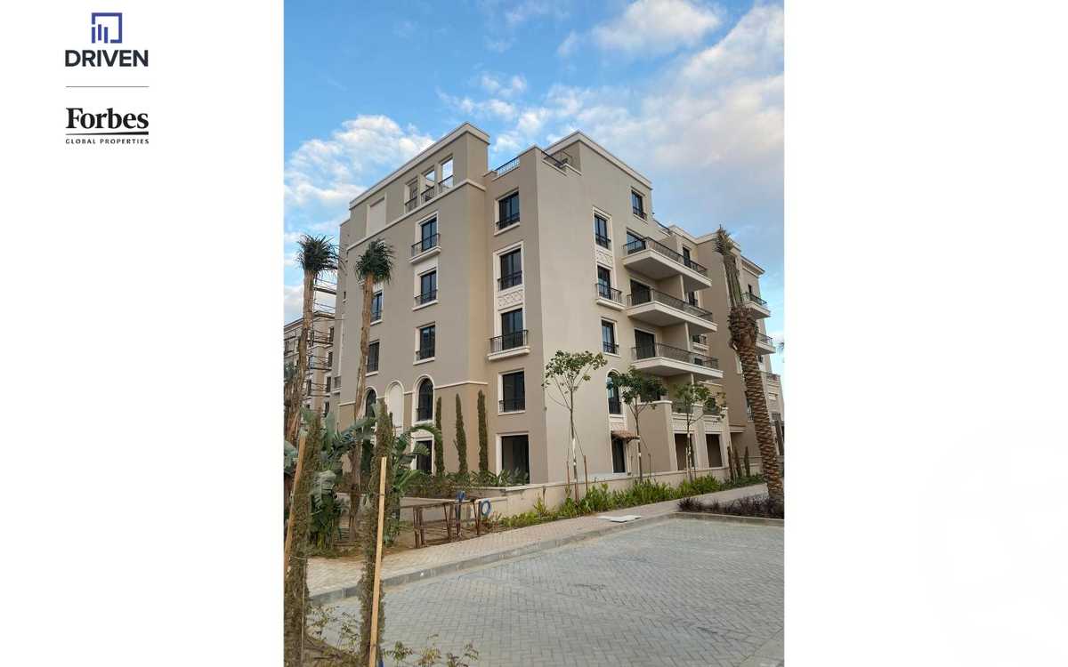 https://aqarmap.com.eg/ar/listing/5335955-for-sale-cairo-el-sheikh-zayed-city-compounds-kmbwnd-fyldj-wyst-dr-llttwyr