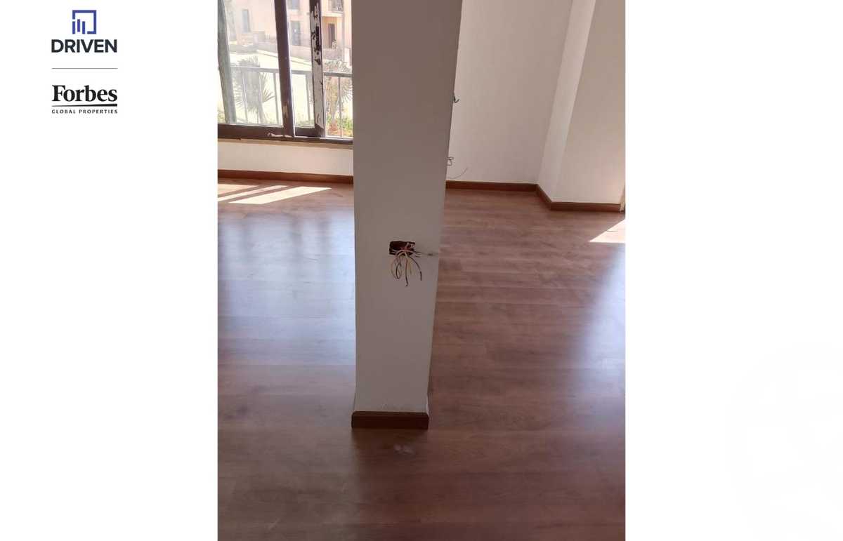 https://aqarmap.com.eg/en/listing/5367782-for-sale-cairo-6th-of-october-hadaeq-october-kmbwnd-fy-hdyq-ktwbr-o-west-w-byzns-dystrykt-wrskwm-llttwyr