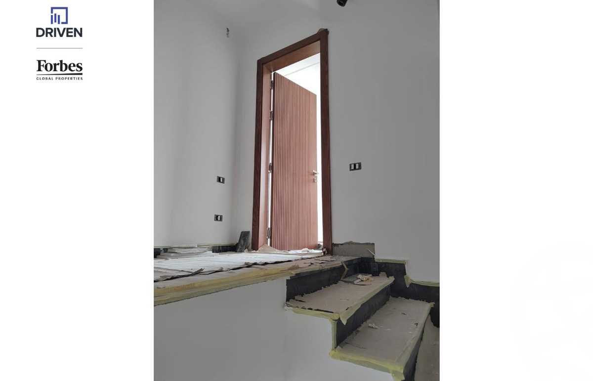 https://aqarmap.com.eg/en/listing/5367782-for-sale-cairo-6th-of-october-hadaeq-october-kmbwnd-fy-hdyq-ktwbr-o-west-w-byzns-dystrykt-wrskwm-llttwyr