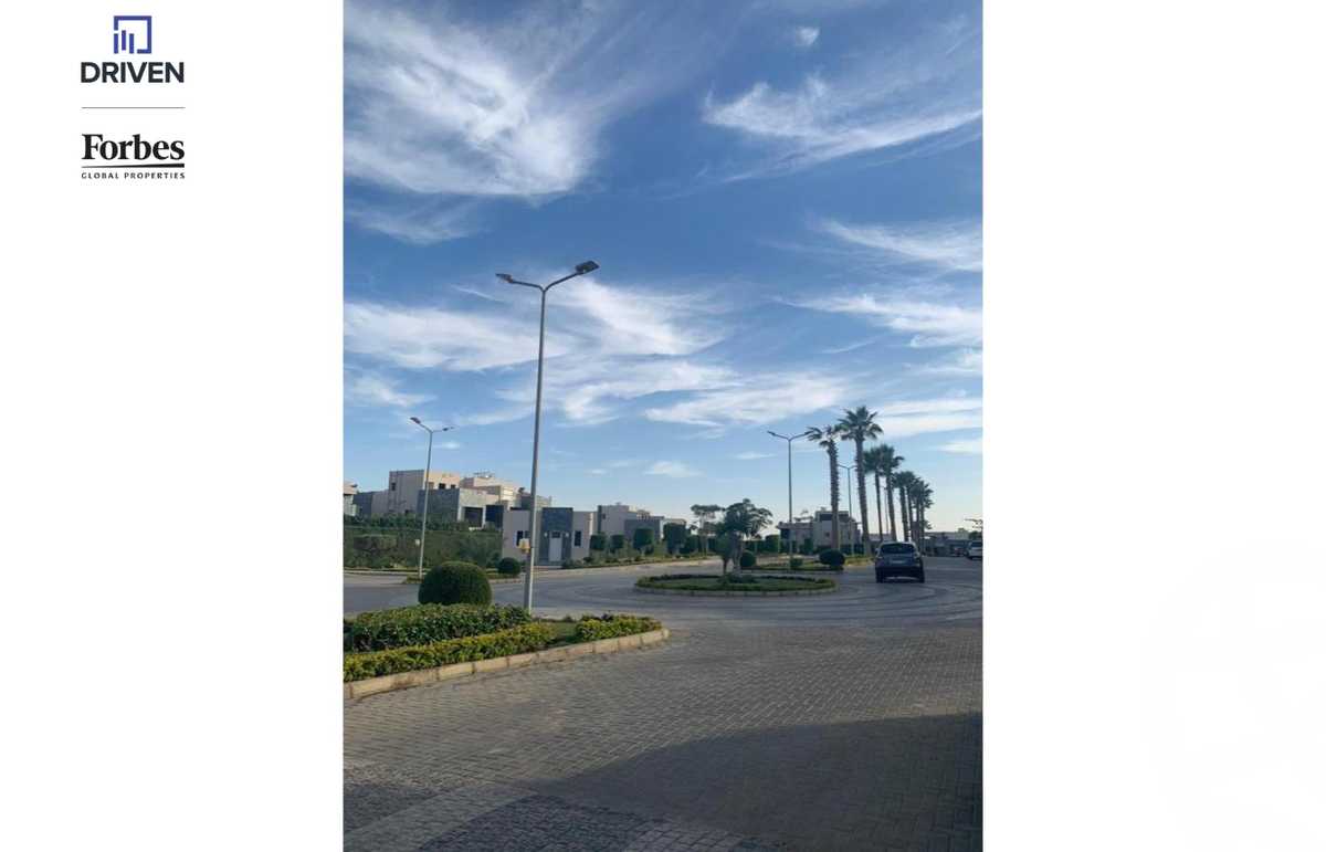 https://aqarmap.com.eg/en/listing/5412051-for-sale-cairo-el-sheikh-zayed-city-compounds-el-karma-4