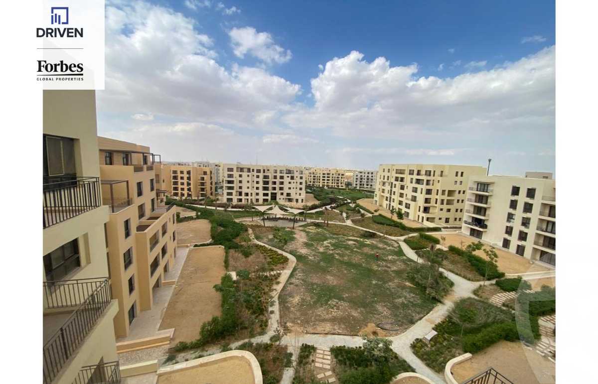 https://aqarmap.com.eg/en/listing/5413666-for-sale-cairo-6th-of-october-hadaeq-october-kmbwnd-fy-hdyq-ktwbr-o-west-tulwa-o-west