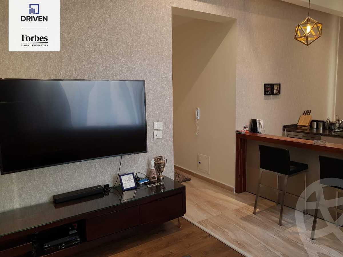 https://aqarmap.com.eg/ar/listing/5575315-for-sale-cairo-el-sheikh-zayed-city-compounds-kmbwnd-ljry-swdyk