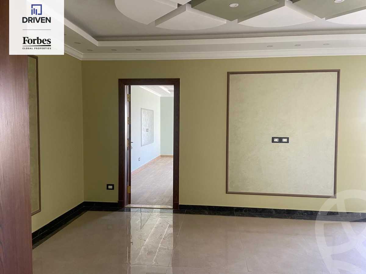 https://aqarmap.com.eg/ar/listing/5579985-for-sale-cairo-6th-of-october-compounds-the-crown