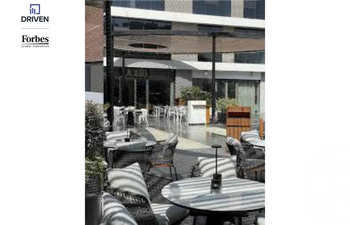 https://aqarmap.com.eg/ar/listing/5622339-for-rent-cairo-6th-of-october-compounds-jwlf-sntrl-mwl-blm-hylz-llttwyr