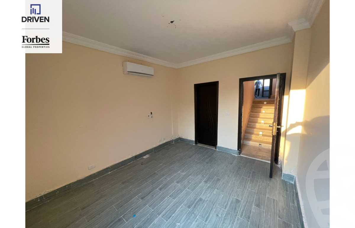 https://aqarmap.com.eg/ar/listing/5622593-for-sale-cairo-el-sheikh-zayed-city-compounds-kmbwnd-ljry-swdyk