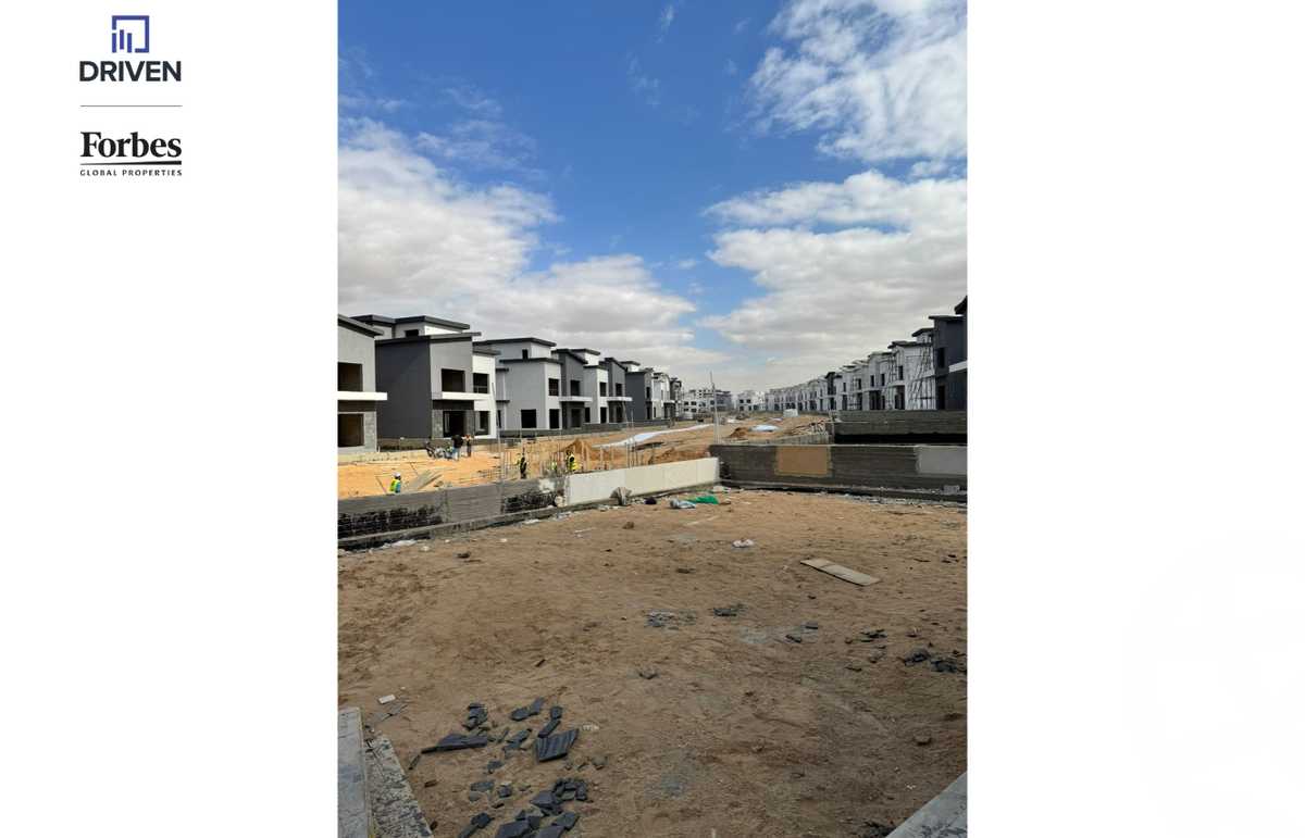 https://aqarmap.com.eg/en/listing/5624728-for-sale-cairo-new-cairo-compounds-kmbwnd-kryk-twn-il-cazar