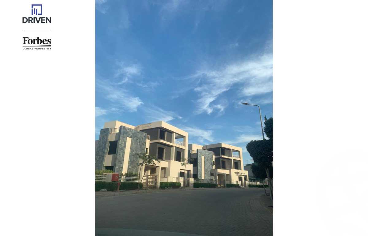 https://aqarmap.com.eg/en/listing/5640461-for-sale-cairo-el-sheikh-zayed-city-compounds-el-karma-4