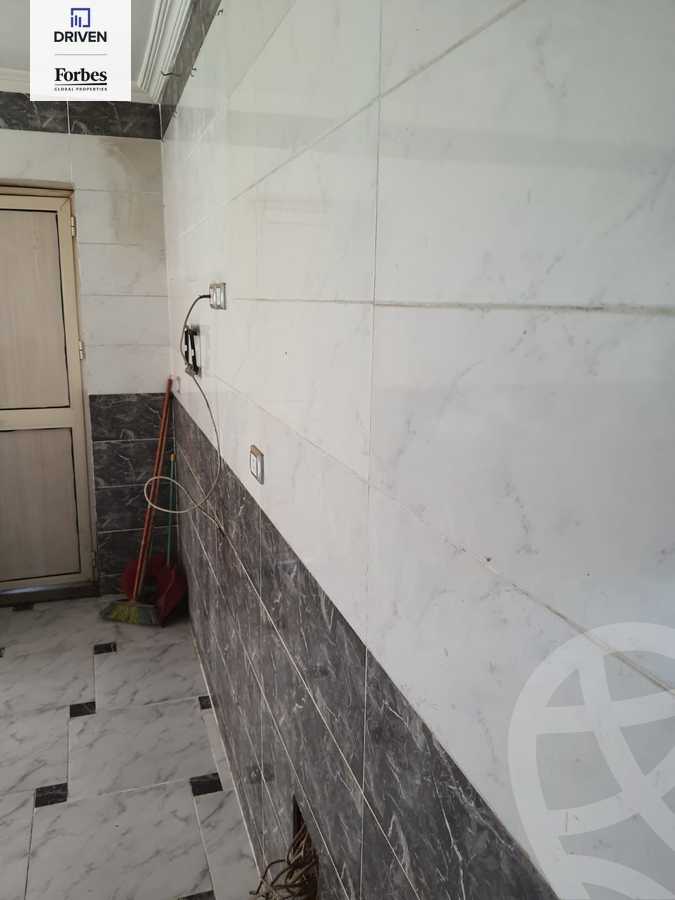 https://aqarmap.com.eg/en/listing/5664157-for-sale-cairo-6th-of-october-featured-neighborhood