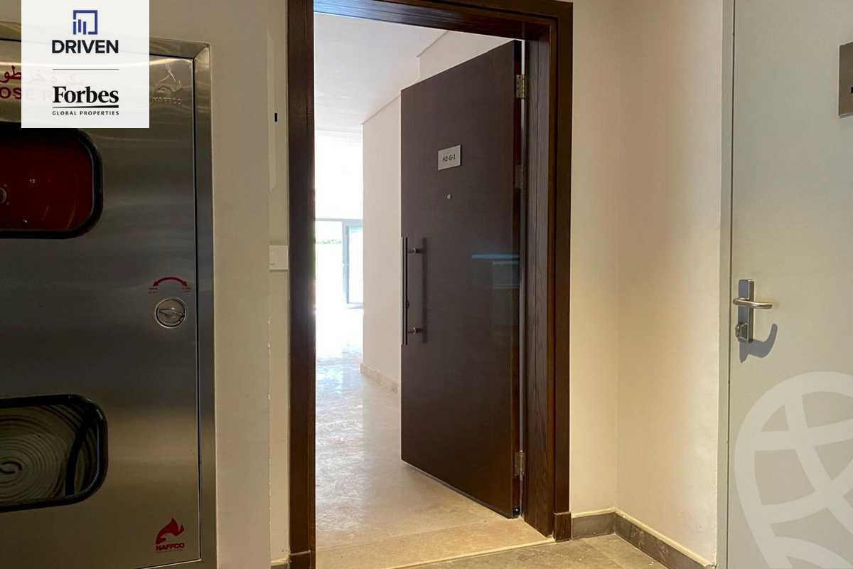 https://aqarmap.com.eg/en/listing/5705954-for-sale-cairo-el-sheikh-zayed-city-compounds-zyd-wr-llttwyr-z-tower