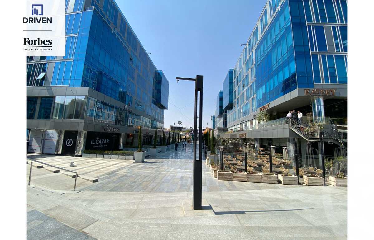 https://aqarmap.com.eg/en/listing/5717451-for-sale-cairo-el-sheikh-zayed-city-compounds-capital-business-park