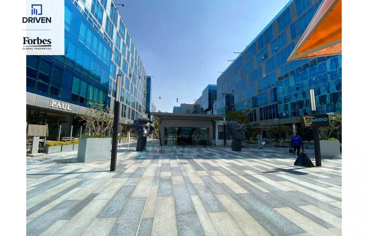 https://aqarmap.com.eg/en/listing/5717451-for-sale-cairo-el-sheikh-zayed-city-compounds-capital-business-park