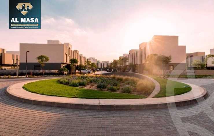 https://aqarmap.com.eg/ar/listing/4158371-for-sale-mdyn-lshrwq-compounds-alborouj