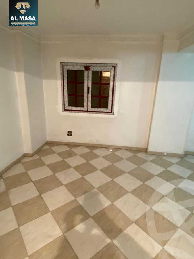 https://aqarmap.com.eg/ar/listing/4351931-for-sale-cairo-shoubra-lkhlfwy-dolenat-st