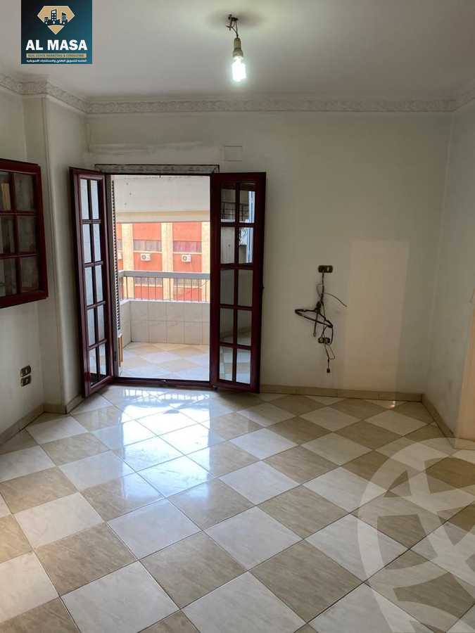https://aqarmap.com.eg/ar/listing/4351931-for-sale-cairo-shoubra-lkhlfwy-dolenat-st