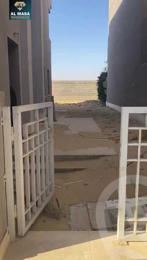 https://aqarmap.com.eg/en/listing/4533566-for-sale-cairo-new-cairo-compounds-golden-heights-1