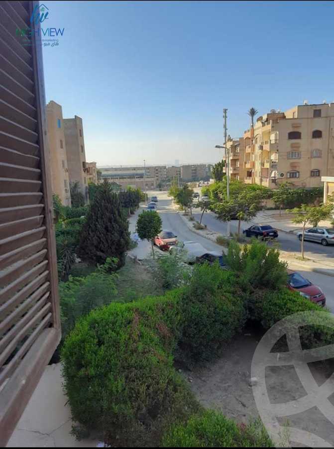 https://aqarmap.com.eg/ar/listing/4920161-for-sale-cairo-el-sheikh-zayed-city-el-hay-el-hady-ashaer-area-2-street-10