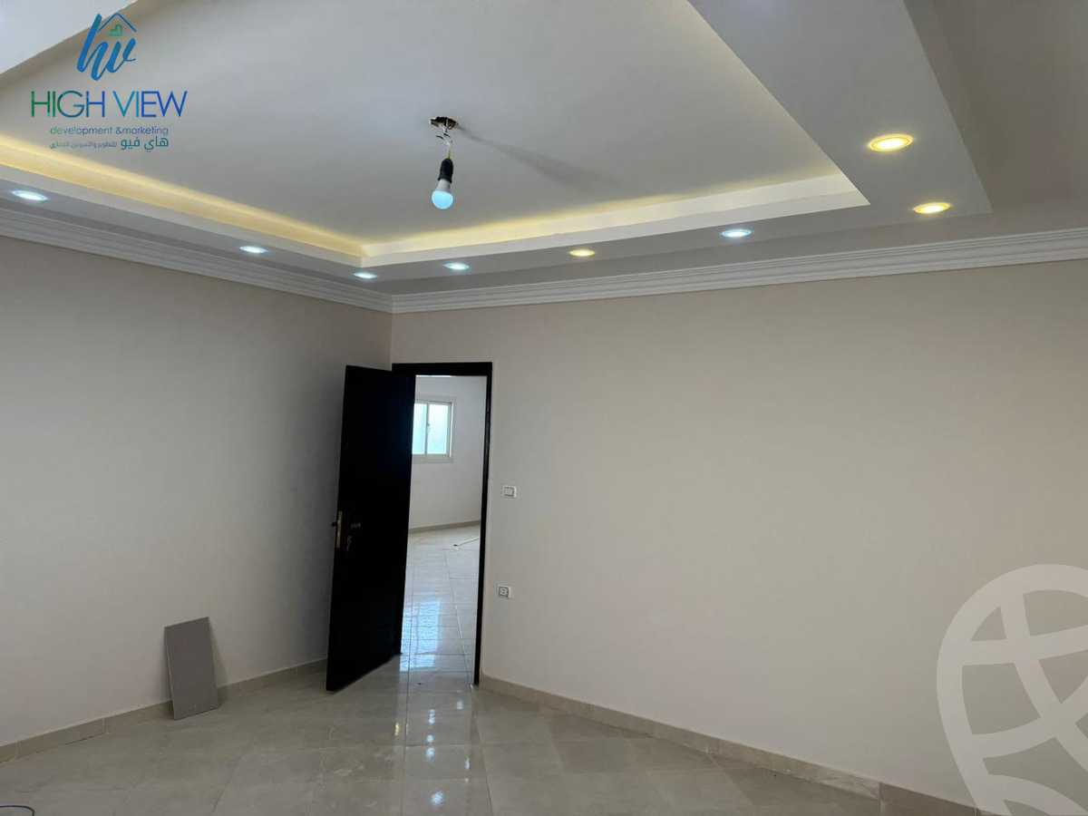 https://aqarmap.com.eg/ar/listing/4990680-for-sale-cairo-6th-of-october-el-ahyaa-neighborhood-3rd-al-hay-al-thalith-st