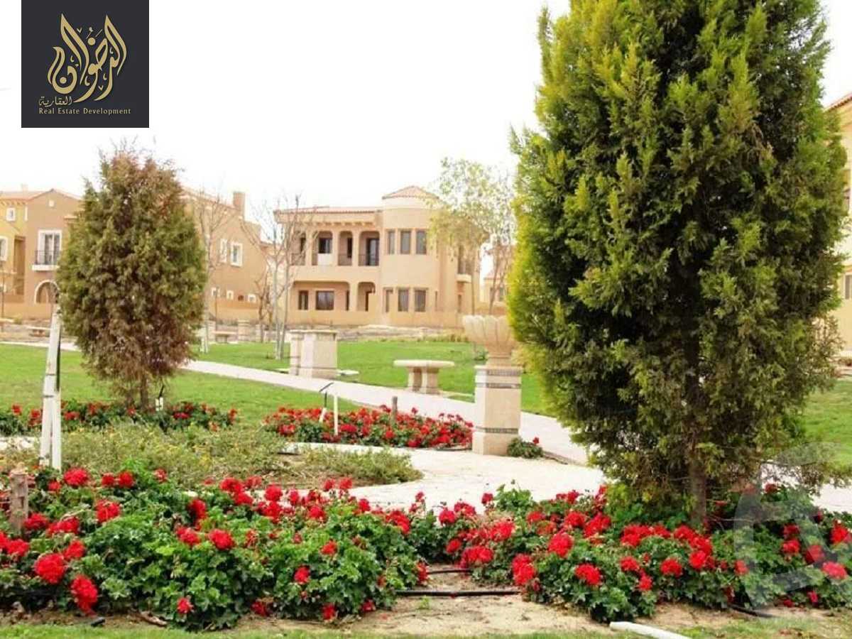 https://aqarmap.com.eg/en/listing/6230478-for-sale-cairo-new-cairo-compounds-hyde-park