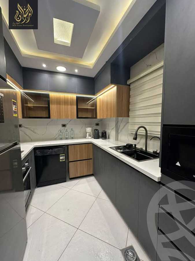 https://aqarmap.com.eg/en/listing/5685812-for-sale-cairo-new-cairo-lmstqbl-syty-compounds-zyzyny-lmstqbl-rdk-llttwyr