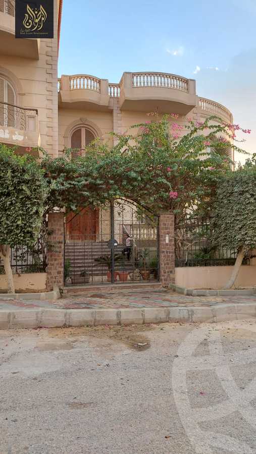 https://aqarmap.com.eg/en/listing/6033135-for-sale-cairo-al-oubour-el-hay-el-sabaa-aziz-el-masry-st