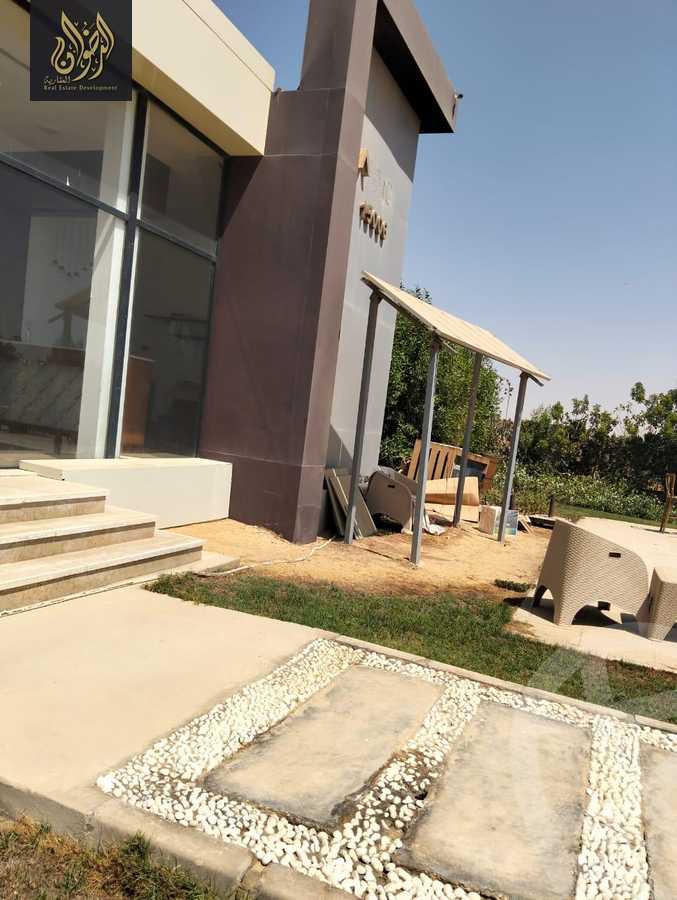 https://aqarmap.com.eg/en/listing/6043220-for-sale-cairo-new-cairo-lmstqbl-syty-compounds-zyzyny-lmstqbl-rdk-llttwyr