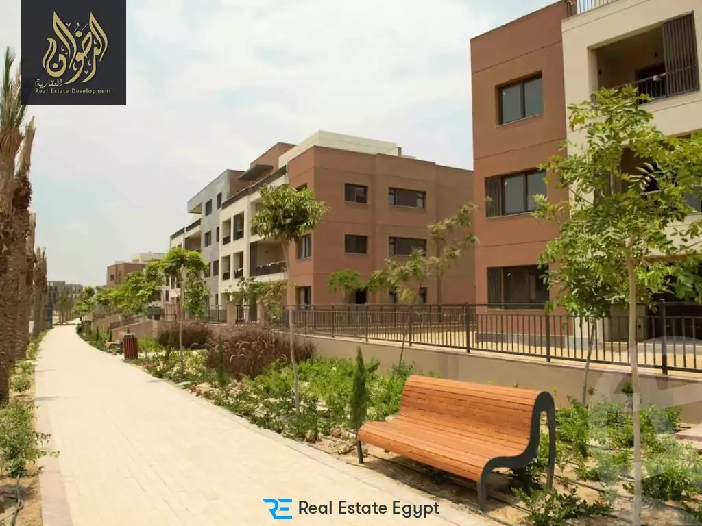 https://aqarmap.com.eg/ar/listing/6209153-for-sale-cairo-new-cairo-compounds-district-5-club-residence-apartments-district-5